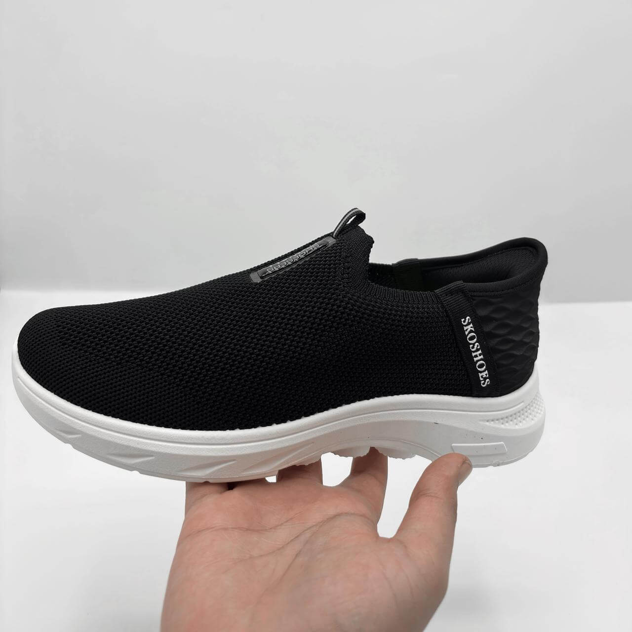 حذاء مريح طبي  خامة ممتازة 😍(Comfort Skeshoes)